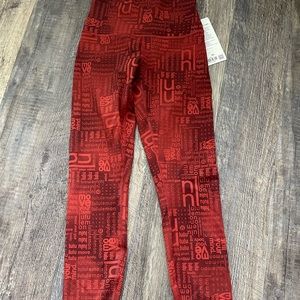 NWT Lululemon Wonder Under HR leggings, 25” (red, size 6/10)